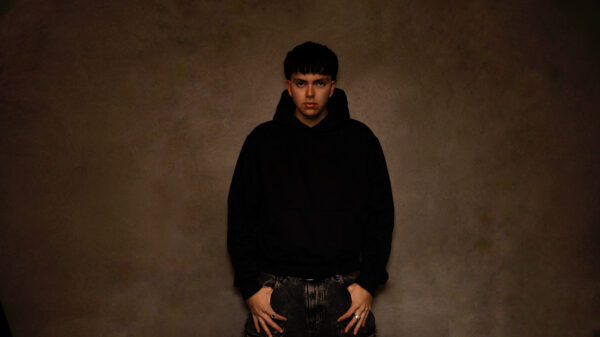 BlackMoon Hoodie Boxy Fit Negro
