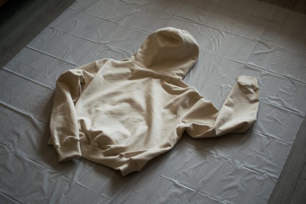 BlackMoon Hoodie Boxy Fit Crema - Imagen 5